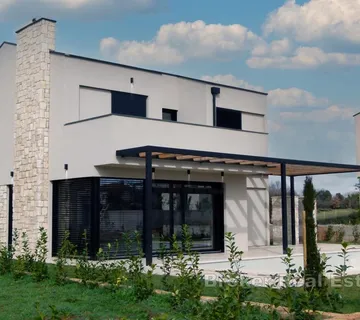 Vila sa bazenom u mirnom okruženju - Pula, Pula