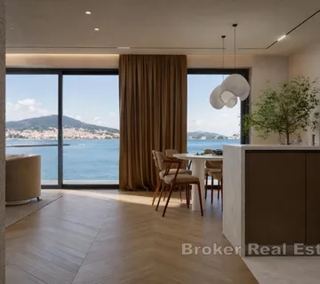 Izvanredan penthouse stan s pogledom na more - Kaštel Kambelovac, Kaštela
