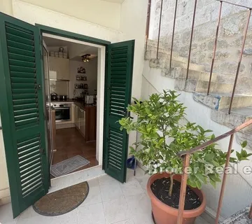 Varoš, garsonjera - Varoš, Split grad