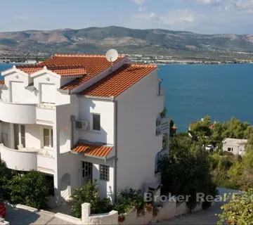 Apartmanska kuća s pogledom na more - Žedno, Trogir