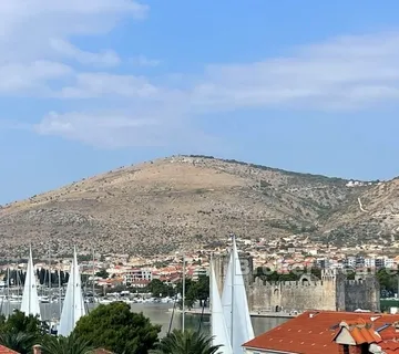 Obiteljska kuća blizu mora - Trogir
