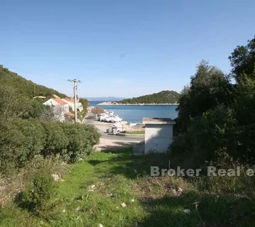 Građevinsko zemljište prvi red do mora - Lastovo