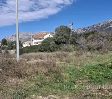 Građevinsko zemljište uz glavnu prometnicu - Kaštel Sućurac, Kaštela