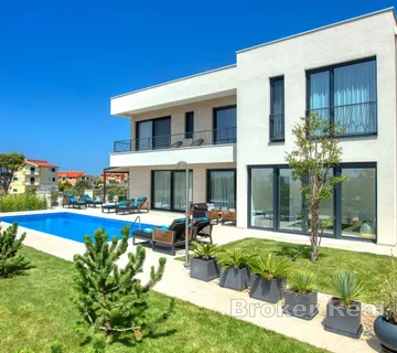 Moderna villa s bazenom i pogledom na more - Sibenik, Sibenik