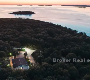 Kuća za odmor prvi red do mora - Rovinj