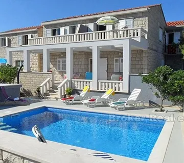 Prekrasna vila s otvorenim pogledom na more - Brač, Brač