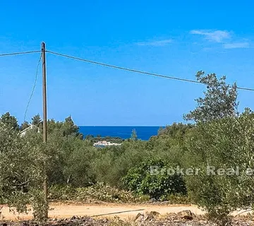 Građevinsko zemljište s pogledom na more , na prodaju - Korčula