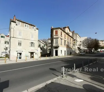 Poslovni prostor za renovaciju - Grad, Split grad