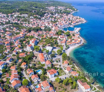 Kuća na iznimnoj lokaciji - Brač, Brač