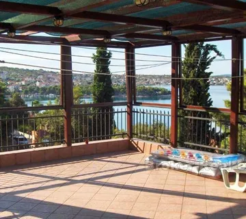 Samostojeća kuća, na prodaju - Žedno, Trogir