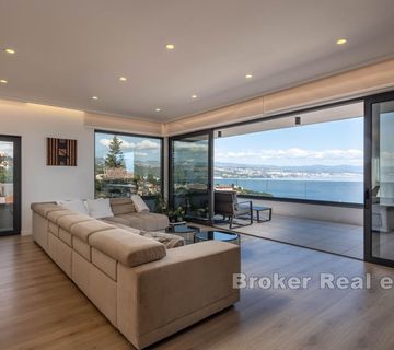 Luksuzan penthouse u centru - cover
