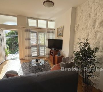 Meje - Dvosoban apartman u prizemlju privatne kuće - cover