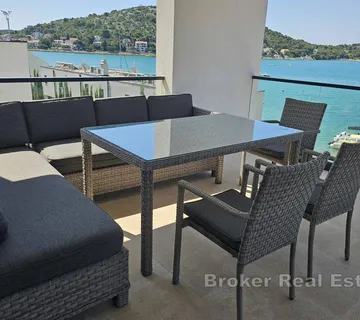 Trosobni apartman s pogledom na more - Murter, Murter-Kornati