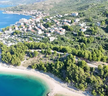 Atraktivno građevinsko zemljište u blizini mora - Makarska