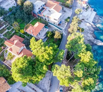 Samostojeća kuća na 2 kata, uz more - Brač, Brač
