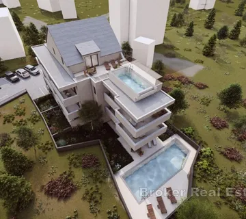 Luksuzni penthouse s vlastitim bazenom i pogledom na more - Rogoznica