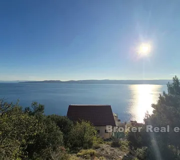 Građevinsko zemljište s pogledom na more - Omiš