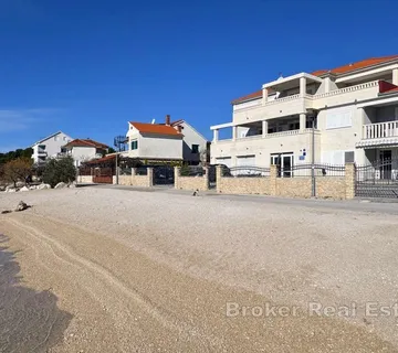 Predivna vila prvi red do mora - Rogoznica