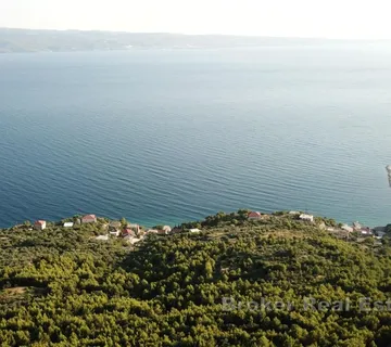 Građevinsko zemljište s panoramskim pogledom - Omiš