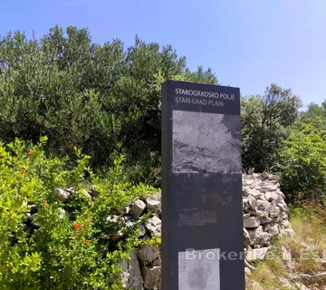 Poljoprivredno zemljište u povijesnoj zoni Starog Grada - Hvar