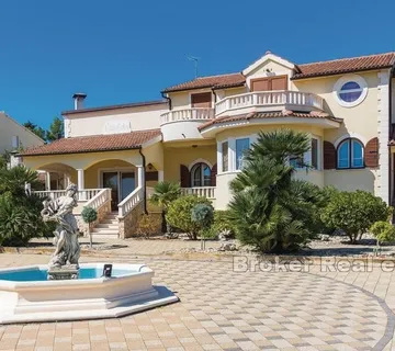 Luksuzna vila s bazenom - Vodice
