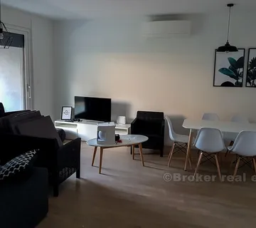 Dvosoban komforan stan, za najam - Meje, Split grad