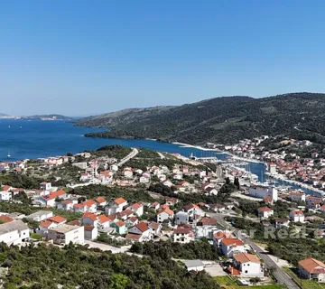 Građevinsko zemljište s pogledom na more - Marina