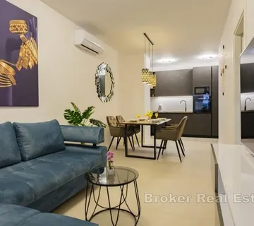 Moderno uređen apartman na atraktivnoj lokaciji - Split