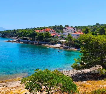 Građevinsko zemljište za gradnju 9 vila s bazenima - Brač, Brač