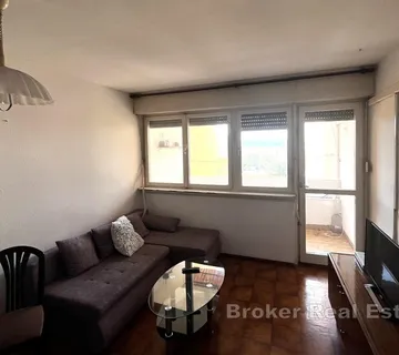 Dvosoban stan na odličnoj lokaciji - Split
