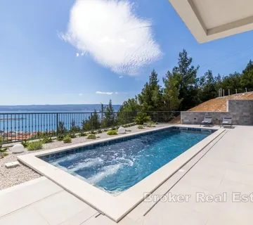 Moderna novoizgrađena vila s pogledom na more - Omiš