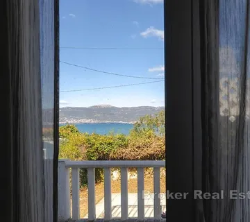 Kuća za odmor prvi red do mora - Žedno, Trogir