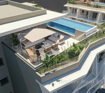 Luksuzni penthouse s panoramskim pogledom na more i otoke - Split