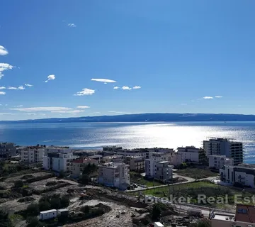 Dvosobni stan s garažom - Split