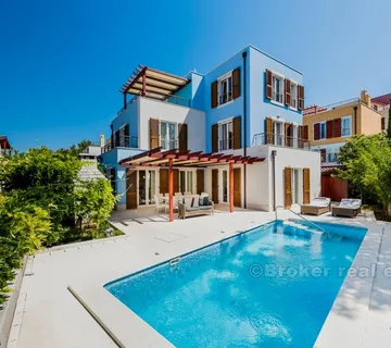 Moderna vila sa bazenom i pogledom na more, na prodaju - Brač, Brač