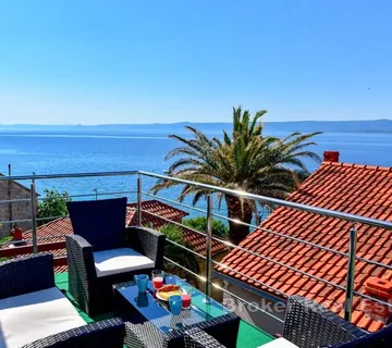 Vila s 4 jedinice i pogledom na more - Brač, Brač