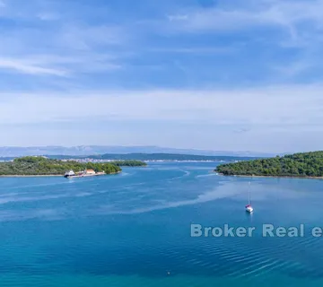 Kuća s otvorenim pogledom na more - Ugljan, Preko