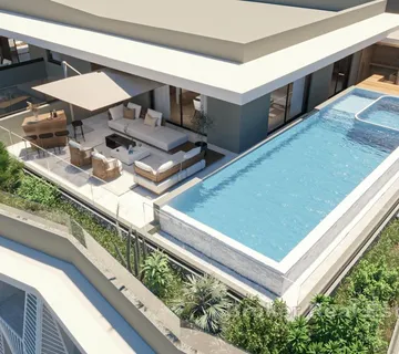 Ekskluzivni luksuzni penthouse s panoramskim pogledom na more i otoke - Split