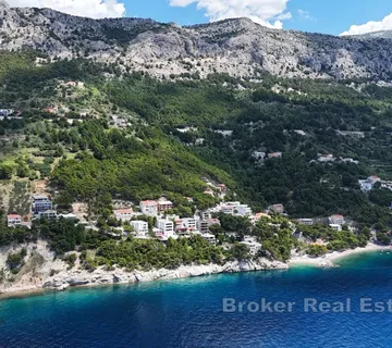 Dvije stambene jedinice unutar resorta - Makarska