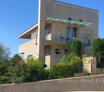 Atraktivna vila u blizini mora - Borik, Zadar grad