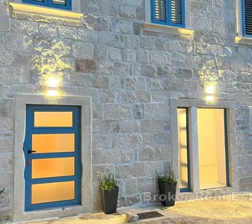 Stan u kamenoj kući - Korčula
