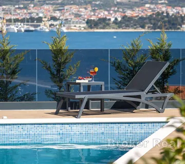 Turistički kompleks s pogledom na more - Žedno, Trogir