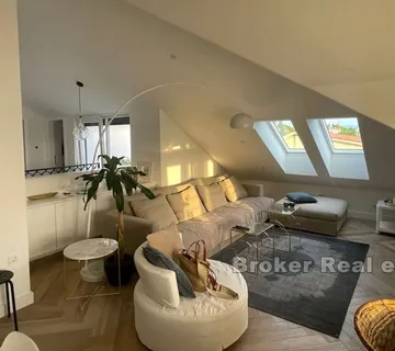 Bačvice - Luksuzan trosoban stan - Split