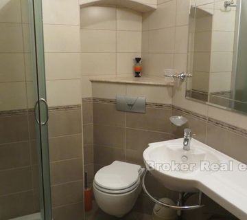 Apartman na zapadnom dijelu rive, na prodaju - cover