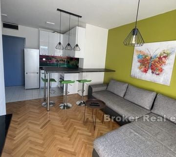 Sukoišan, jednosoban apartman - cover