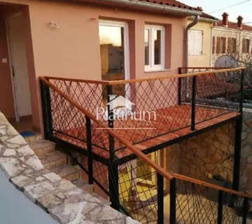 Istra, Ližnjan, istarska renovirana kuća u nizu (prodaja) - cover