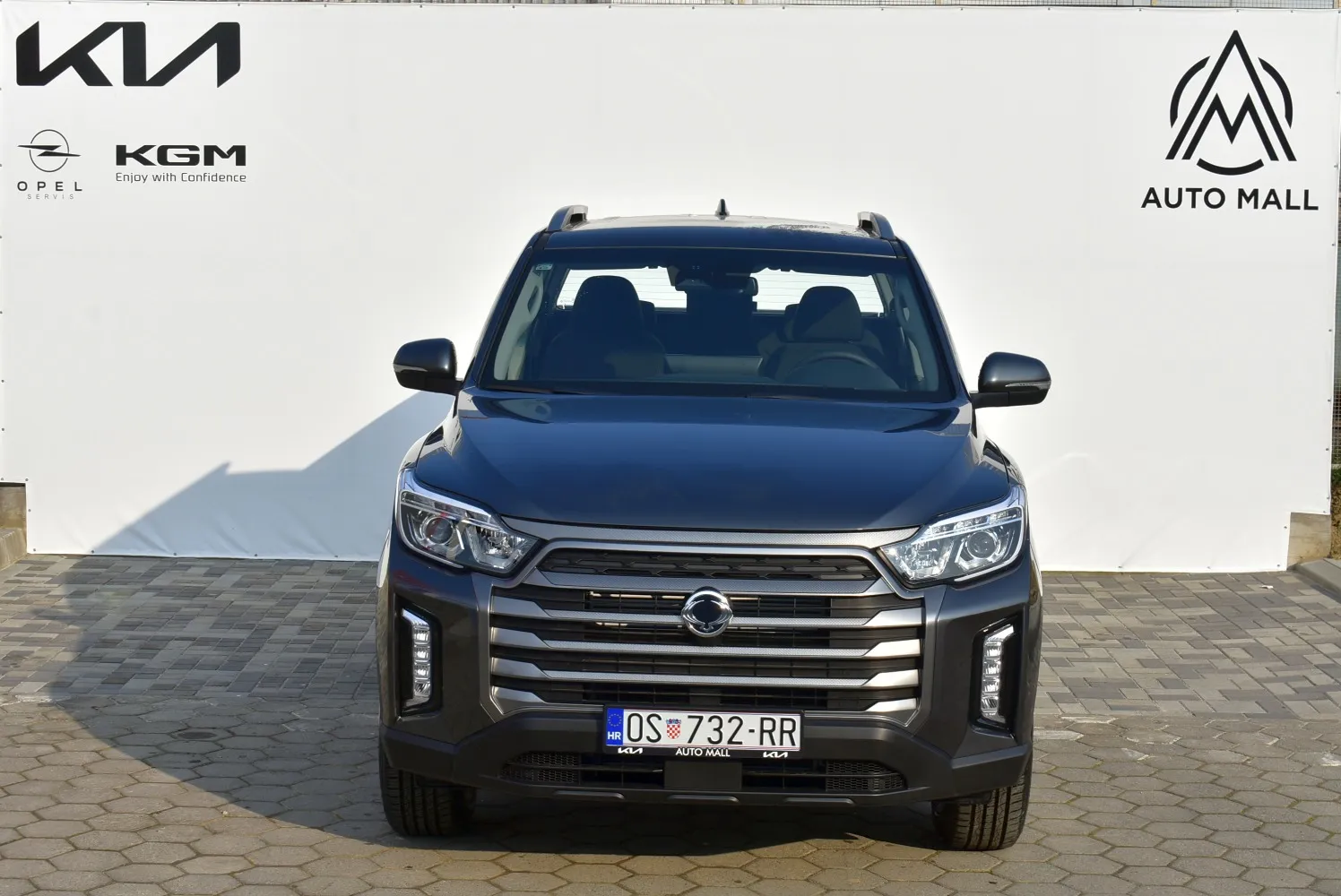 Ssang Yong Musso Grand 2.2 XDI Venture 4x4 *HR* TESTNO VOZILO* - cover