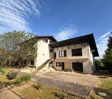Prodaja, Ludbreg, Kuća s velikim zemljištem 2400m2, Odlična prilika