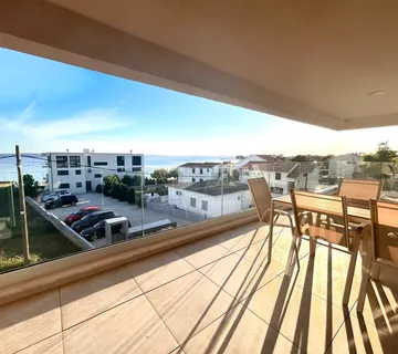 Penthouse S Krovnom Terasom, 100 M Od Mora, Privlaka - Zadar