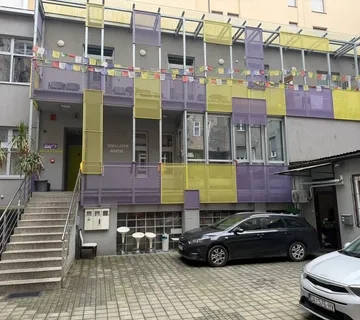 Prodaja: Hostel u centru Zagreba - cover